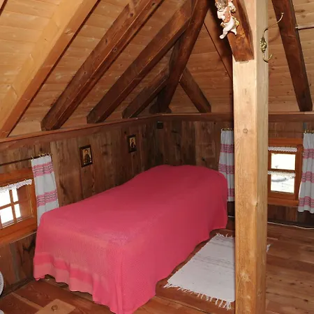 Cozy Chalet In With Large Terrace Alpstuga Balgach