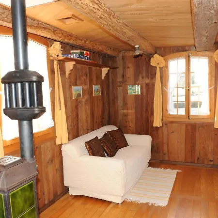 Cozy Chalet In With Large Terrace Alpstuga